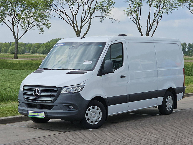 Mercedes-Benz Sprinter 316 L2 LED Distronic Aut - Furgón: foto 2 Mercedes-Benz Sprinter 316 L2 LED Distronic Aut - Furgón: foto 2