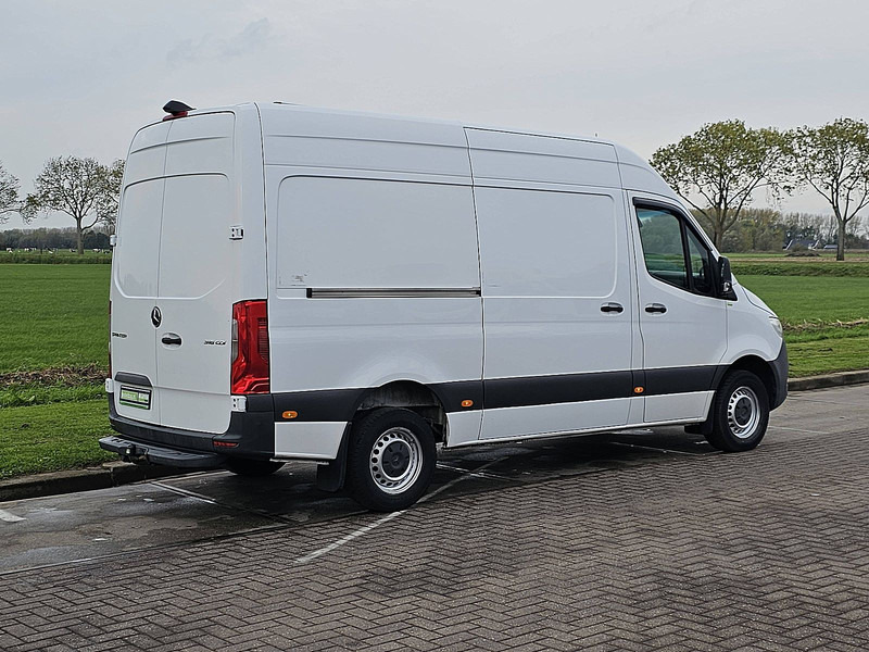 Mercedes-Benz Sprinter 316 L2H2 Navi RWD - Furgón: foto 3 Mercedes-Benz Sprinter 316 L2H2 Navi RWD - Furgón: foto 3