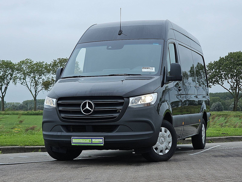 Mercedes-Benz Sprinter 317 L2H2 3.5t-Trekhaak - Furgón: foto 1 Mercedes-Benz Sprinter 317 L2H2 3.5t-Trekhaak - Furgón: foto 1