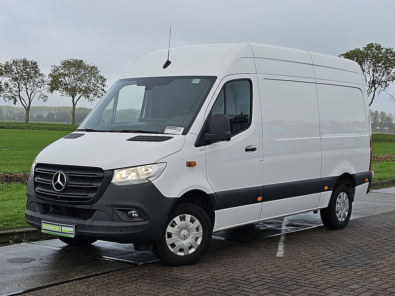 Mercedes-Benz Sprinter 317 L2H2 Navi RWD - Furgón: foto 2 Mercedes-Benz Sprinter 317 L2H2 Navi RWD - Furgón: foto 2