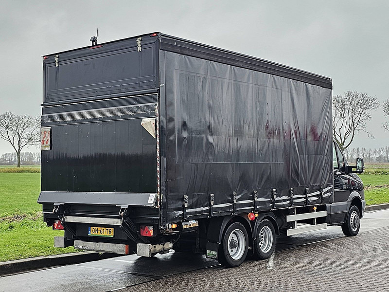 Volkswagen Crafter 50 2.0 CLICKSTAR - Furgoneta caja cerrada: foto 3 Volkswagen Crafter 50 2.0 CLICKSTAR - Furgoneta caja cerrada: foto 3