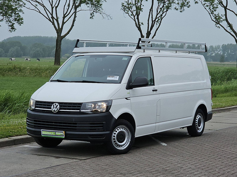 Volkswagen Transporter 2.0 TDI L2 ac EURO6 - Furgoneta pequeña: foto 2 Volkswagen Transporter 2.0 TDI L2 ac EURO6 - Furgoneta pequeña: foto 2