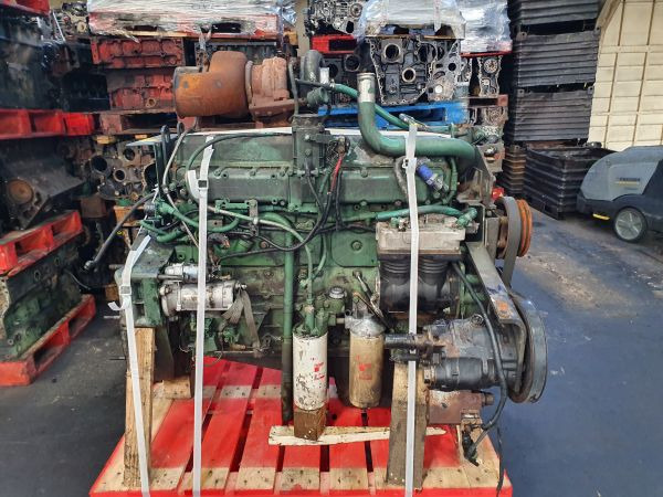 Volvo D7C215 - Motor: foto 4 Volvo D7C215 - Motor: foto 4