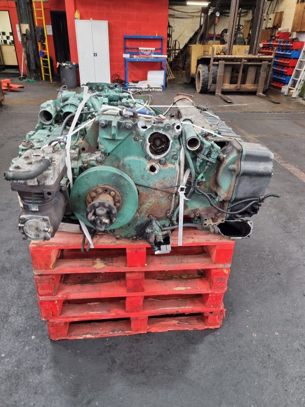 Volvo  DH12D Engine - Motor: foto 5 Volvo  DH12D Engine - Motor: foto 5
