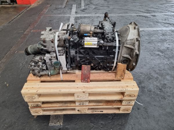 Caja de cambios ZF 6S85 with voith Retarder Gearbox: foto 7