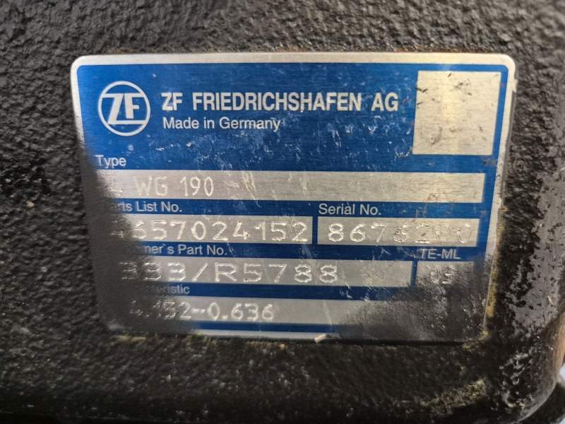 ZF Industrial JCB 4WG190 333/R5788 New Gearbox (Plant) - Caja de cambios para Maquinaria de construcción: foto 2 ZF Industrial JCB 4WG190 333/R5788 New Gearbox (Plant) - Caja de cambios para Maquinaria de construcción: foto 2