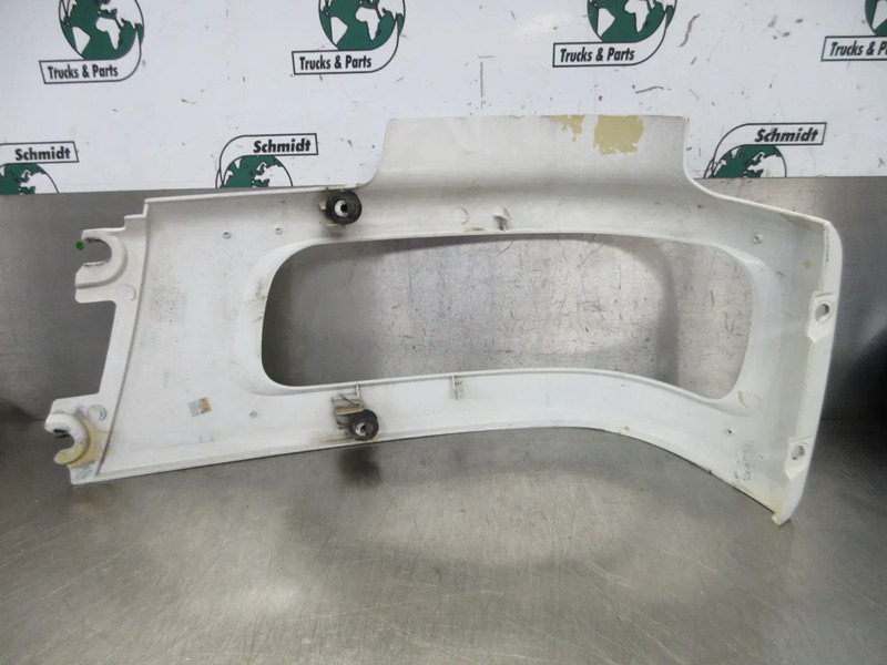 DAF 1363371 // 1363372 KOPLAMP RING DAF CF 75 EURO 5 RECHTS EN LINKS - Cabina e interior para Camión: foto 3 DAF 1363371 // 1363372 KOPLAMP RING DAF CF 75 EURO 5 RECHTS EN LINKS - Cabina e interior para Camión: foto 3