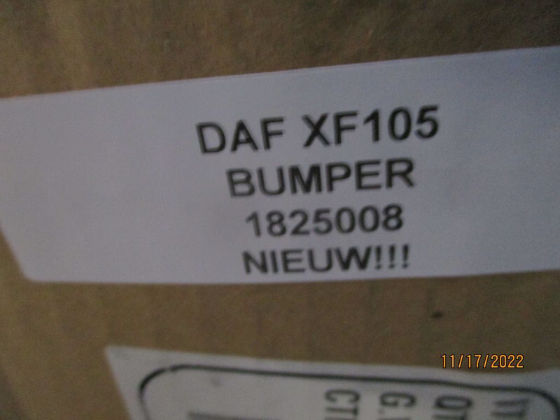 DAF 1825008 BUMPER DAF XF 105 EURO 5 NIEUWE OP VOORRAAD - Parachoques para Camión: foto 2 DAF 1825008 BUMPER DAF XF 105 EURO 5 NIEUWE OP VOORRAAD - Parachoques para Camión: foto 2