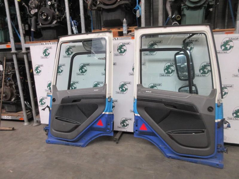 DAF 1950970 // 1950971 DEUR DAF CF EURO 6 MODEL 2018 RECHTS EN LINKS - Puerta y piezas para Camión: foto 2 DAF 1950970 // 1950971 DEUR DAF CF EURO 6 MODEL 2018 RECHTS EN LINKS - Puerta y piezas para Camión: foto 2