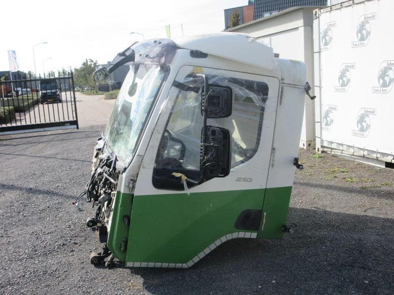 DAF 2363288 DAF 210 LF CABINE MODEL 2018 EURO 6 LICHT BESCHADIG VOOR ZIJDEN - Cabina e interior para Camión: foto 3 DAF 2363288 DAF 210 LF CABINE MODEL 2018 EURO 6 LICHT BESCHADIG VOOR ZIJDEN - Cabina e interior para Camión: foto 3