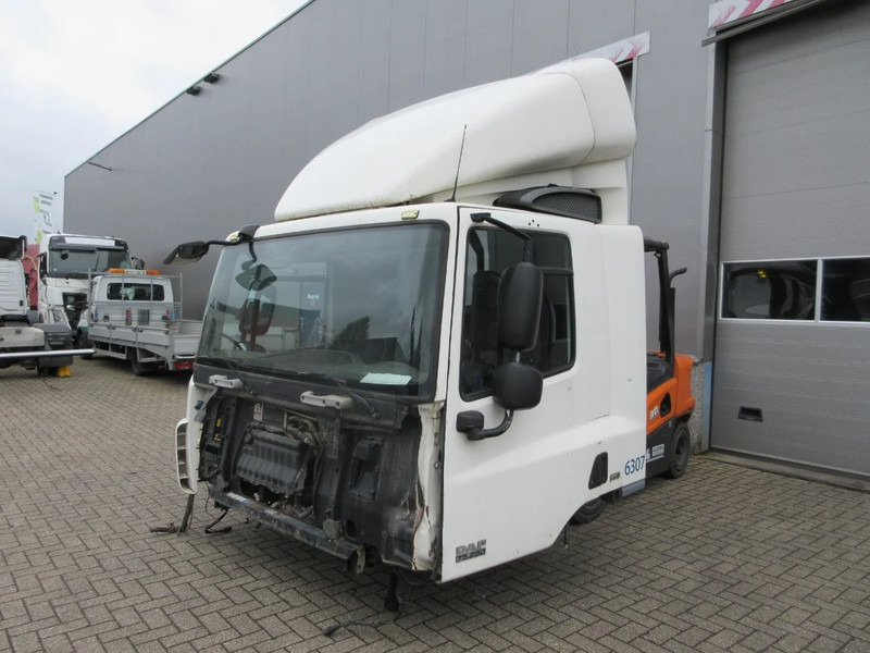 DAF DAF CF 75 DAGCABINE MODEL EURO 5 - Cabina e interior para Camión: foto 5 DAF DAF CF 75 DAGCABINE MODEL EURO 5 - Cabina e interior para Camión: foto 5