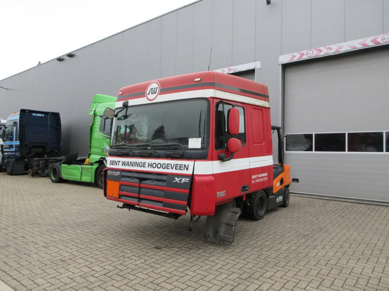 DAF DAF XF 105 EURO 5 CABINE MODEL 2012 - Cabina e interior para Camión: foto 2 DAF DAF XF 105 EURO 5 CABINE MODEL 2012 - Cabina e interior para Camión: foto 2