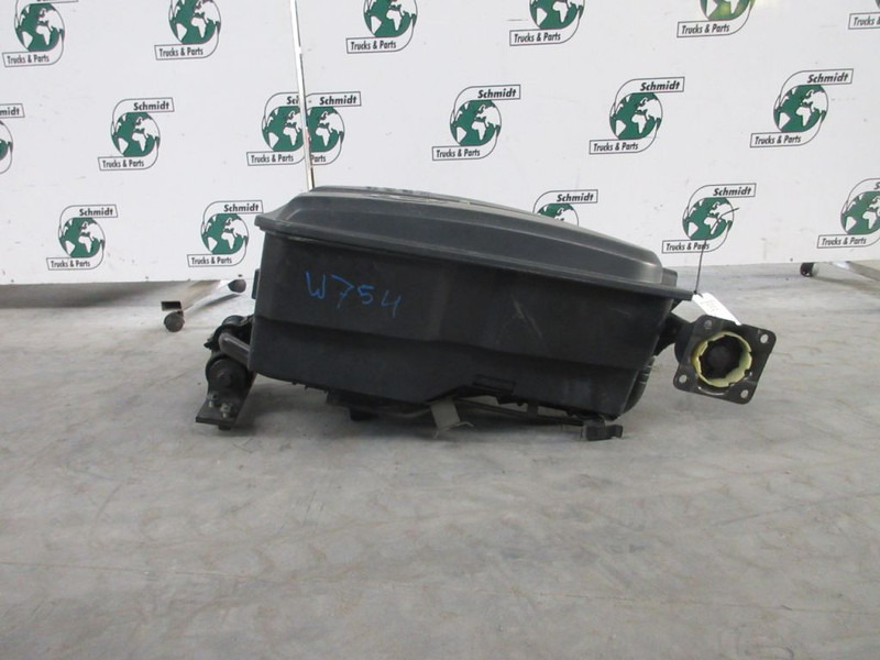 DAF XF 106 1897413 ACCUDEKSEL EURO 6 - Acumulador para Camión: foto 3 DAF XF 106 1897413 ACCUDEKSEL EURO 6 - Acumulador para Camión: foto 3