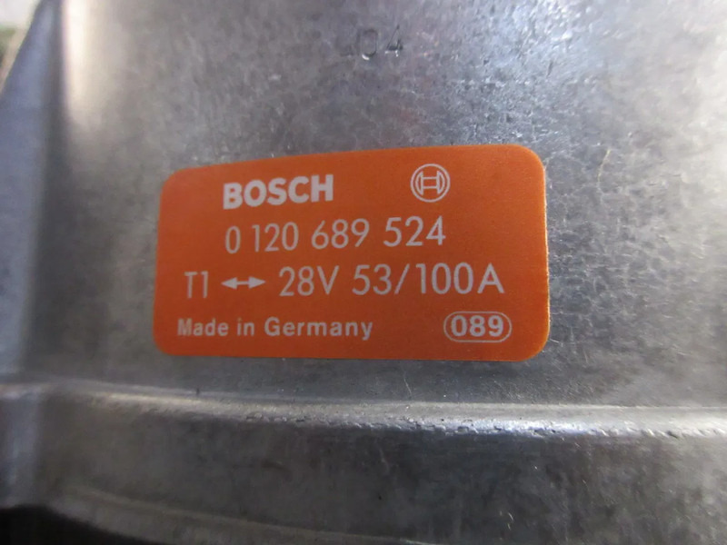 Iveco 0 120 689 524 BOSCH DYNAMO IVECO EURO 2 NIEUWE OP VOORRAAD - Alternador para Camión: foto 5 Iveco 0 120 689 524 BOSCH DYNAMO IVECO EURO 2 NIEUWE OP VOORRAAD - Alternador para Camión: foto 5