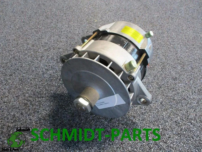 Iveco BOSCH 0 120 689 524 DYNAMO NIEUWE OP VOORRAAD MODEL EURO 2 - Alternador para Camión: foto 1 Iveco BOSCH 0 120 689 524 DYNAMO NIEUWE OP VOORRAAD MODEL EURO 2 - Alternador para Camión: foto 1