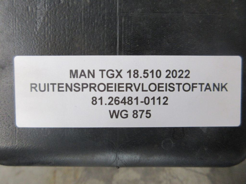 MAN 81.26481-0112 RUITENSPROEIERTANK MAN TGX 18.510 EURO 6 - Cabina e interior para Camión: foto 3 MAN 81.26481-0112 RUITENSPROEIERTANK MAN TGX 18.510 EURO 6 - Cabina e interior para Camión: foto 3