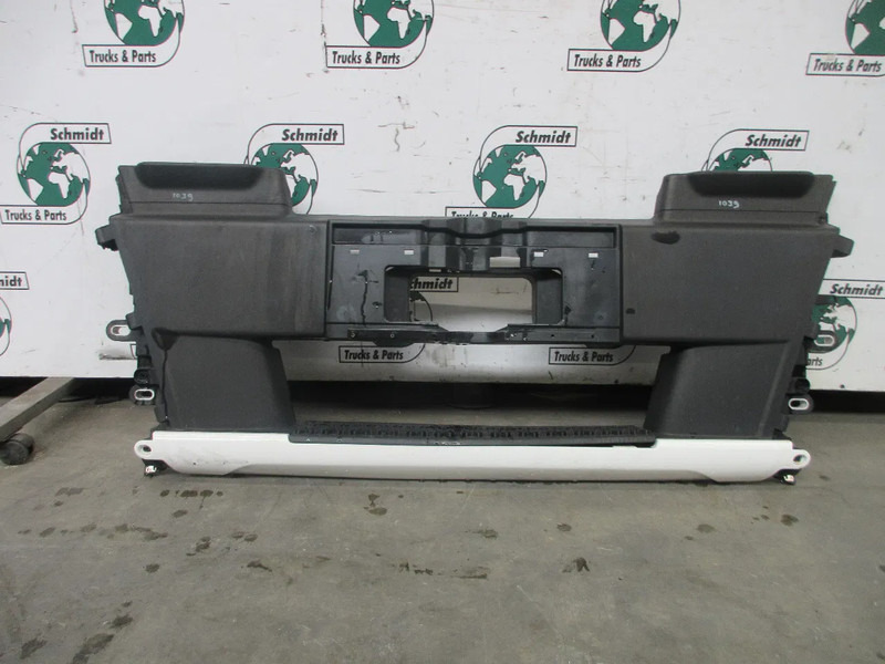 MAN 81.41610-5747 // 81.41610-5742 // 81.41610-6659 BUMPER DEEL TGM EURO 6 - Parachoques para Camión: foto 5 MAN 81.41610-5747 // 81.41610-5742 // 81.41610-6659 BUMPER DEEL TGM EURO 6 - Parachoques para Camión: foto 5