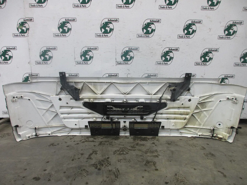 MAN 81.61110-6104 // 81.61110-6090 GRILL SMAL TGM 18.250 EURO 6 - Parrilla para Camión: foto 2 MAN 81.61110-6104 // 81.61110-6090 GRILL SMAL TGM 18.250 EURO 6 - Parrilla para Camión: foto 2