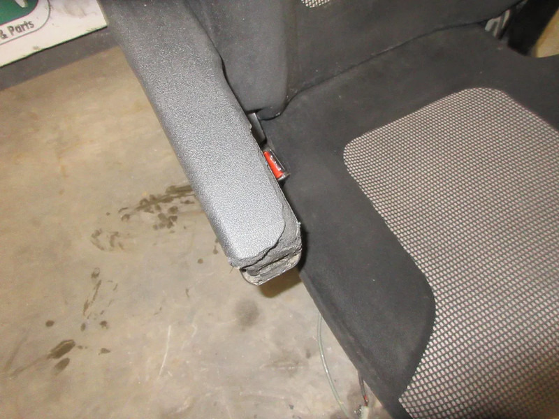 MAN 81.62307-6623 // 81.62307-6621 // 81.62307-6622 // 81.62307-6740 MAN TGX 2021 - Asiento para Camión: foto 2 MAN 81.62307-6623 // 81.62307-6621 // 81.62307-6622 // 81.62307-6740 MAN TGX 2021 - Asiento para Camión: foto 2