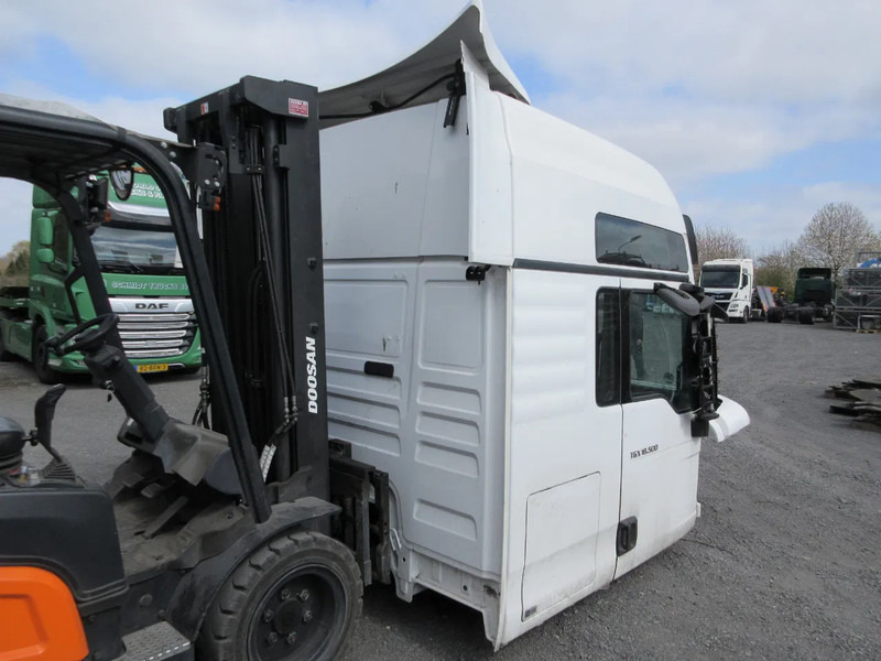 MAN CABINE MAN 18.500 TGX EURO 6 MODEL 2020 - Cabina e interior para Camión: foto 4 MAN CABINE MAN 18.500 TGX EURO 6 MODEL 2020 - Cabina e interior para Camión: foto 4