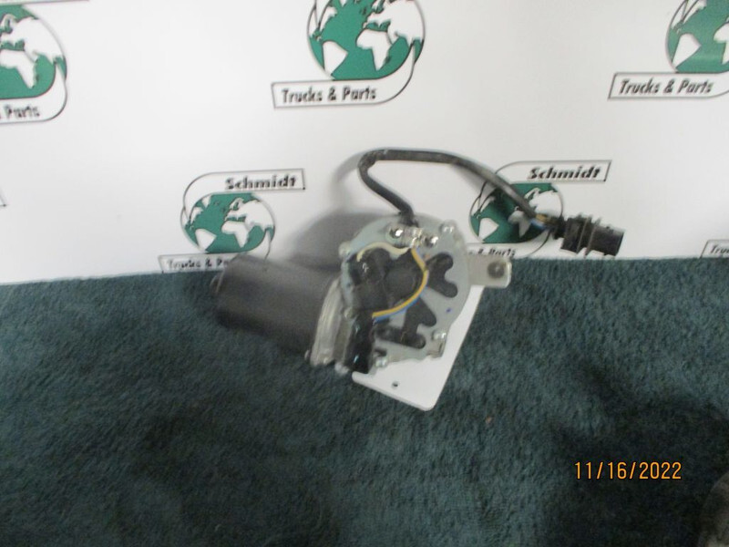 Mercedes-Benz A 973 820 01 81 RUITENWISSERMOTOR MET MEGANIEK EURO 6 - Limpiaparabrisas para Camión: foto 3 Mercedes-Benz A 973 820 01 81 RUITENWISSERMOTOR MET MEGANIEK EURO 6 - Limpiaparabrisas para Camión: foto 3