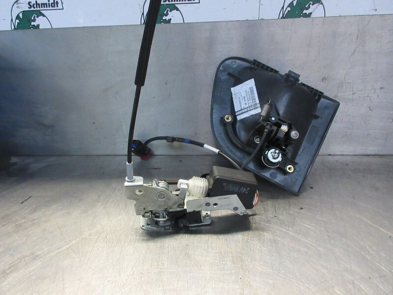 Renault 5010538625//5010538727 SLOT EN KLINK D210 EURO 6 - Cabina e interior para Camión: foto 3 Renault 5010538625//5010538727 SLOT EN KLINK D210 EURO 6 - Cabina e interior para Camión: foto 3