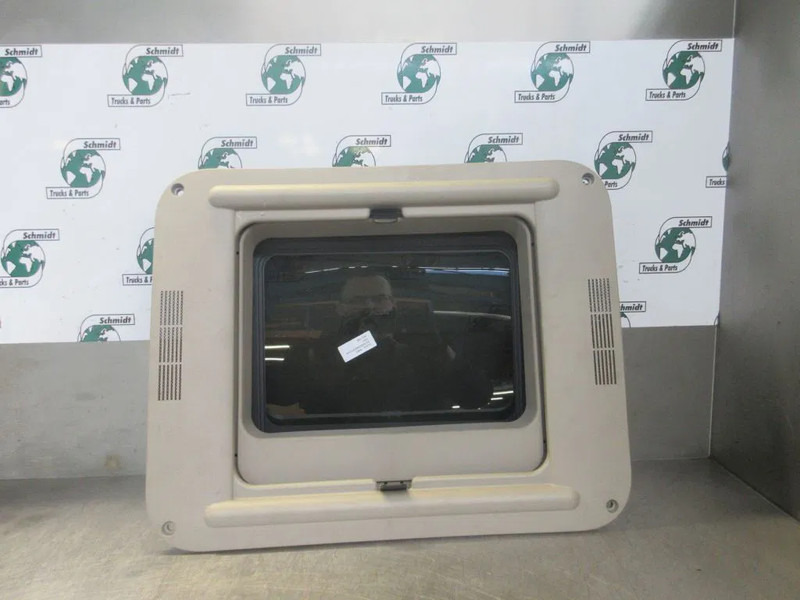 Scania 1771722/1779137//36 // 2033868 // SCHIJFDAK SCANIA R 450 EURO 6 - Cabina e interior para Camión: foto 2 Scania 1771722/1779137//36 // 2033868 // SCHIJFDAK SCANIA R 450 EURO 6 - Cabina e interior para Camión: foto 2