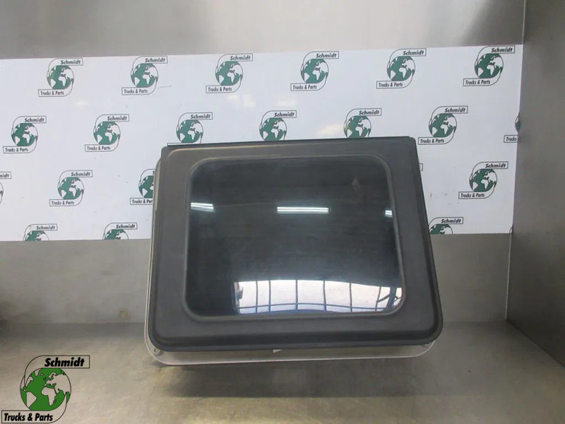 Scania 1771722/1779137//36 // 2033868 // SCHIJFDAK SCANIA R 450 EURO 6 - Cabina e interior para Camión: foto 1 Scania 1771722/1779137//36 // 2033868 // SCHIJFDAK SCANIA R 450 EURO 6 - Cabina e interior para Camión: foto 1