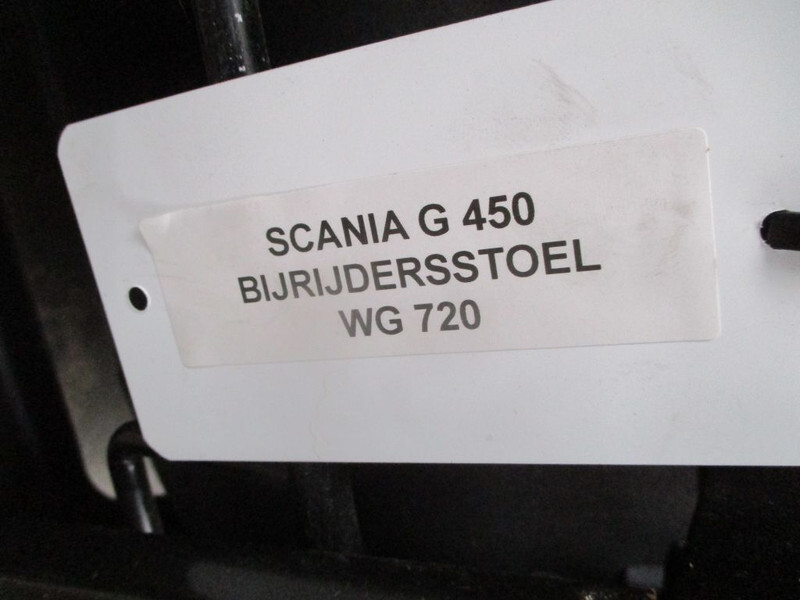Scania 2299678//1488835 STOEL RECHTS R 450 EURO 6 - Asiento para Camión: foto 4 Scania 2299678//1488835 STOEL RECHTS R 450 EURO 6 - Asiento para Camión: foto 4