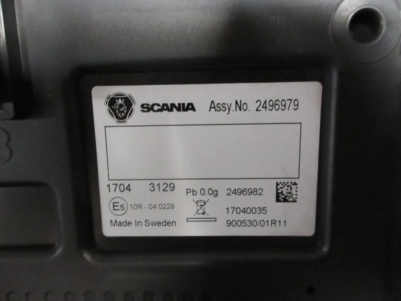 Scania 2496979 INSTUMENETEN PANEEL SCANIA S 450 EURO NIEUWE MODEL - Salpicadero para Camión: foto 3 Scania 2496979 INSTUMENETEN PANEEL SCANIA S 450 EURO NIEUWE MODEL - Salpicadero para Camión: foto 3