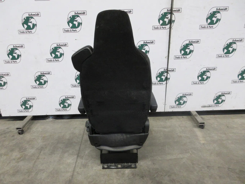 Scania 2601039 // 2499362 // 2474716 STOELEN SET S 450 NGS MODEL 2020 - Asiento para Camión: foto 3 Scania 2601039 // 2499362 // 2474716 STOELEN SET S 450 NGS MODEL 2020 - Asiento para Camión: foto 3