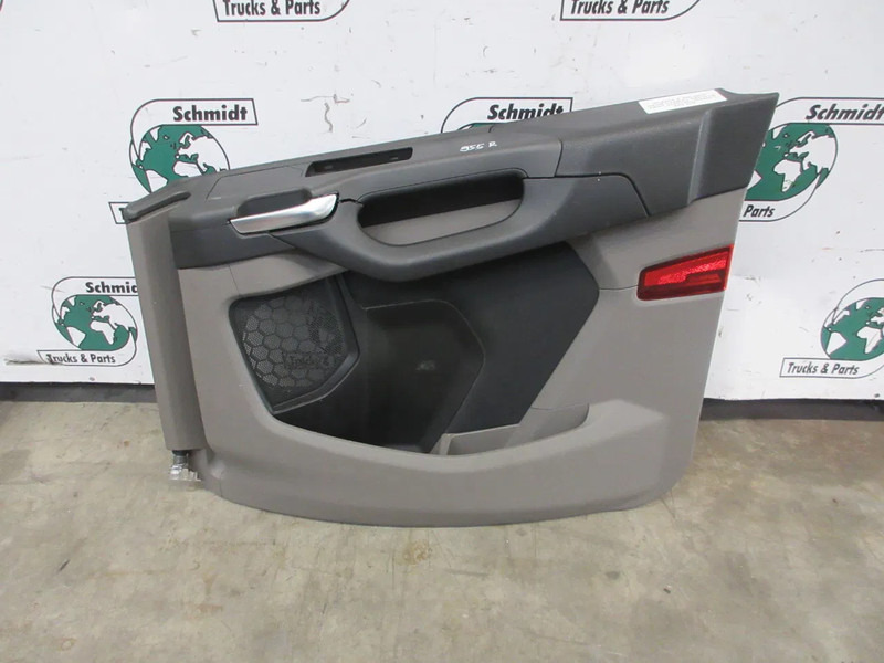 Scania 2795126 // 2649571 DEURPANEEL RECHTS SCANIA S 450 RECHTS 2020 - Cabina e interior para Camión: foto 3 Scania 2795126 // 2649571 DEURPANEEL RECHTS SCANIA S 450 RECHTS 2020 - Cabina e interior para Camión: foto 3