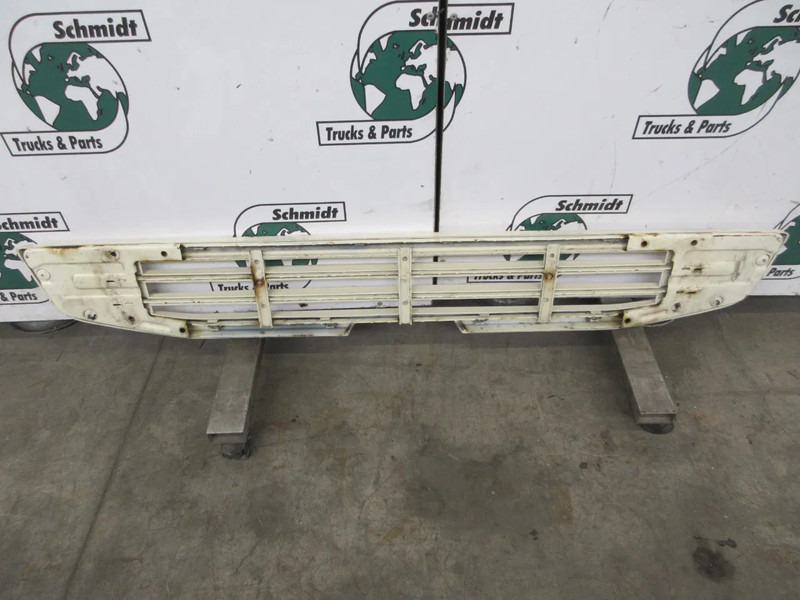 Volvo 23720279 // 82419435 ONDER GRILL VOLVO FM 370 MODEL 2018 - Parrilla para Camión: foto 2 Volvo 23720279 // 82419435 ONDER GRILL VOLVO FM 370 MODEL 2018 - Parrilla para Camión: foto 2