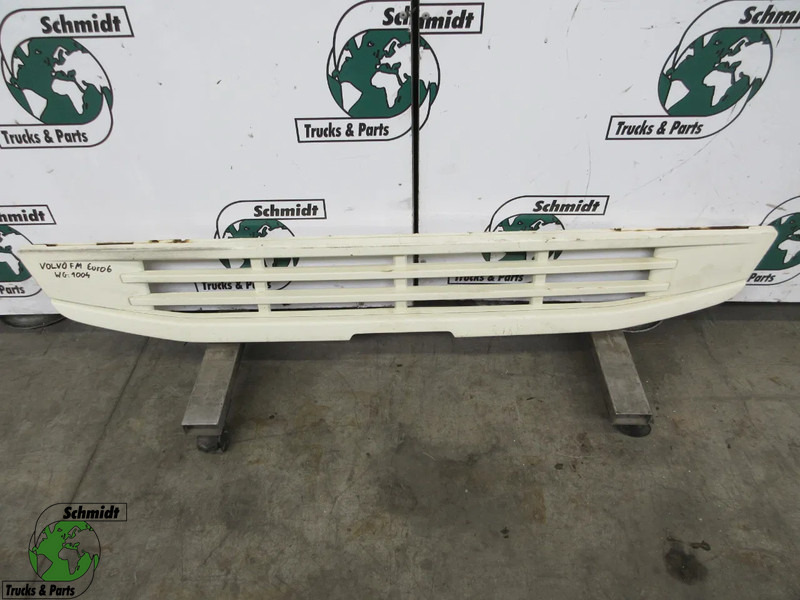 Volvo 23720279 // 82419435 ONDER GRILL VOLVO FM 370 MODEL 2018 - Parrilla para Camión: foto 1 Volvo 23720279 // 82419435 ONDER GRILL VOLVO FM 370 MODEL 2018 - Parrilla para Camión: foto 1