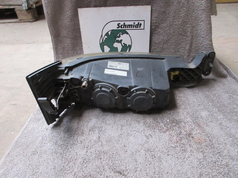 Volvo 82140763 MISTLAMP VOLVO FH SERIE EURO 6 - Faro antiniebla para Camión: foto 3 Volvo 82140763 MISTLAMP VOLVO FH SERIE EURO 6 - Faro antiniebla para Camión: foto 3