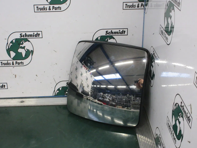 Volvo 82356824 SPIEGEL VOLVO FM 330 EURO 6 - Espejo retrovisor para Camión: foto 3 Volvo 82356824 SPIEGEL VOLVO FM 330 EURO 6 - Espejo retrovisor para Camión: foto 3