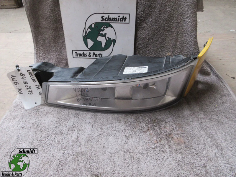 Volvo 84186279 MISTLAMP VOLVO LINKS FH SERIE EURO 6 - Faro antiniebla para Camión: foto 1 Volvo 84186279 MISTLAMP VOLVO LINKS FH SERIE EURO 6 - Faro antiniebla para Camión: foto 1