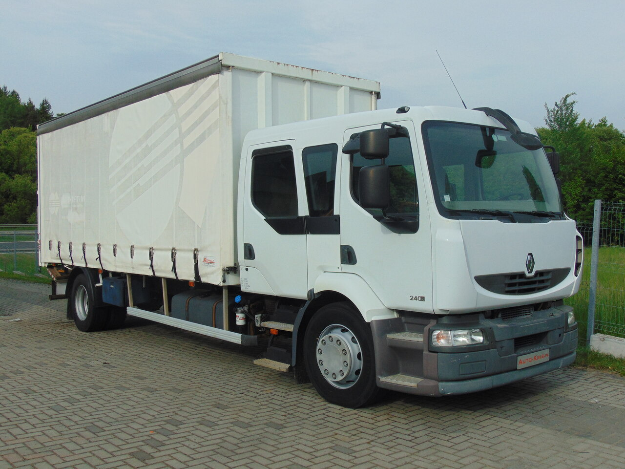 RENAULT Midlum 240DXi - Camión lona: foto 2 RENAULT Midlum 240DXi - Camión lona: foto 2