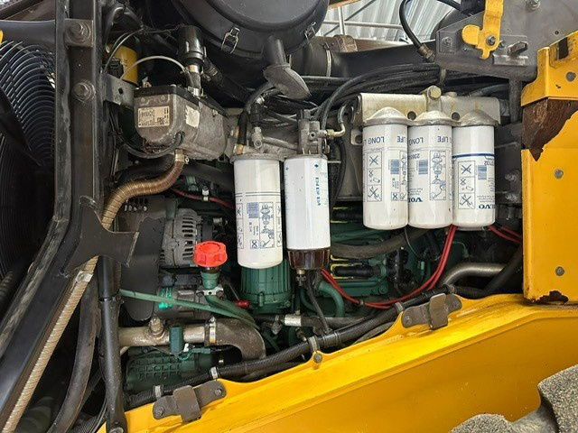 Volvo L250G - Cargadora de ruedas: foto 5 Volvo L250G - Cargadora de ruedas: foto 5