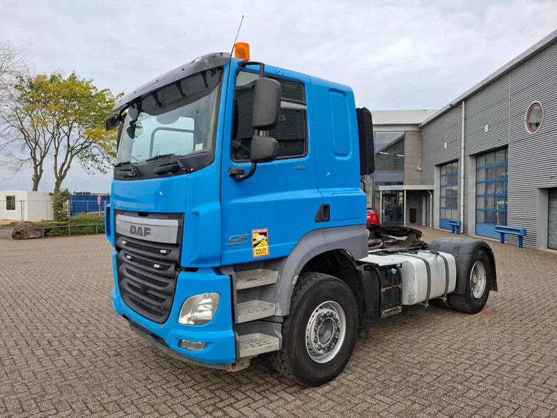 DAF CF460 / INTARDER / BIG AXLE / HYDRAULICS / ONLY:512884 KM / LWDS / ACC / FRIDGE / AUTOMATIC / EURO-6 / 2017 - Cabeza tractora: foto 1 DAF CF460 / INTARDER / BIG AXLE / HYDRAULICS / ONLY:512884 KM / LWDS / ACC / FRIDGE / AUTOMATIC / EURO-6 / 2017 - Cabeza tractora: foto 1