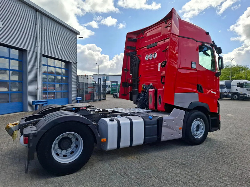 Renault T520 / RETARDER / DOUBLE TANK / TUV:19-03-2026 / PARKCOOL / ACC / LWDS / FRIDGE / AUTOMATIC / EURO-6 / 2019 - Cabeza tractora: foto 5 Renault T520 / RETARDER / DOUBLE TANK / TUV:19-03-2026 / PARKCOOL / ACC / LWDS / FRIDGE / AUTOMATIC / EURO-6 / 2019 - Cabeza tractora: foto 5