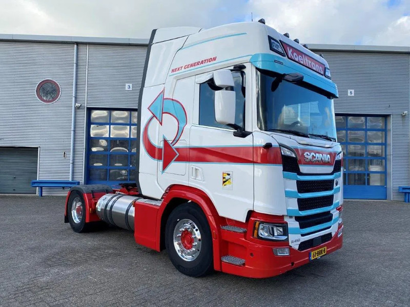 Scania NGS R410 / RETARDER / PARKCOOL / NL TRUCK / LNG / LEATHER / ALCOA / AUTOMATIC / EURO-6 / 2021 / 2X ON STOCK - Cabeza tractora: foto 2 Scania NGS R410 / RETARDER / PARKCOOL / NL TRUCK / LNG / LEATHER / ALCOA / AUTOMATIC / EURO-6 / 2021 / 2X ON STOCK - Cabeza tractora: foto 2
