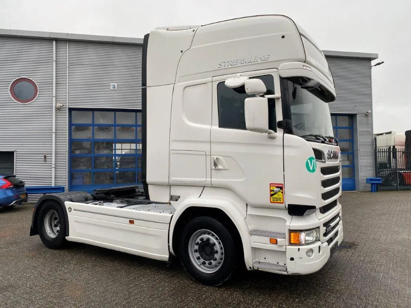 Scania R520 / AUTOMATIC / RETARDER / NAVI /LWDS / PARK-COOL / EURO-6 / 2017 - Cabeza tractora: foto 2 Scania R520 / AUTOMATIC / RETARDER / NAVI /LWDS / PARK-COOL / EURO-6 / 2017 - Cabeza tractora: foto 2