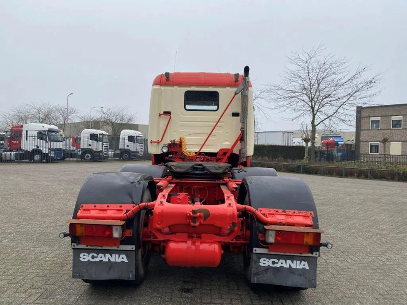 Scania T144-460 / HYDRAULICS / RETARDER / BIG AXLE / FULL STEEL / BELGIUM TRUCK / VERY NICE STATE / ONLY 449974-KM / 6X4 / EURO2 / 2001 - Cabeza tractora: foto 4 Scania T144-460 / HYDRAULICS / RETARDER / BIG AXLE / FULL STEEL / BELGIUM TRUCK / VERY NICE STATE / ONLY 449974-KM / 6X4 / EURO2 / 2001 - Cabeza tractora: foto 4