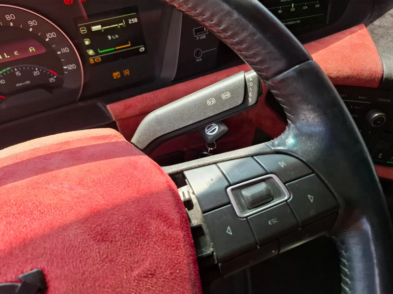 Arrendamiento de Volvo FH4-460 / VEB+ / DOUBLE TANK / FRIDGE / AUTOMATIC / EURO-6 / 2018 Volvo FH4-460 / VEB+ / DOUBLE TANK / FRIDGE / AUTOMATIC / EURO-6 / 2018: foto 14