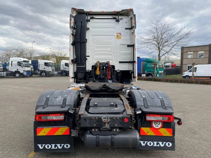 Volvo FH4-500 / VEB+ / HYDRAULICS / LWDS / I-PARCOOL / FRIDGE / AUTOMATIC / EURO-6 / 2018 - Cabeza tractora: foto 4 Volvo FH4-500 / VEB+ / HYDRAULICS / LWDS / I-PARCOOL / FRIDGE / AUTOMATIC / EURO-6 / 2018 - Cabeza tractora: foto 4
