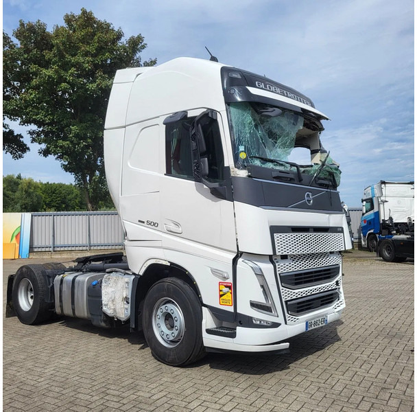 Volvo FH5-500 XL / ENGINE RUNNING / VEB+ / I-PARKCOOL / ONLY:349717 KM / I-SAVE / ACC / LWDS / SIDESKIRTS / AUTOMATIC / EURO-6 / 2023 - Cabeza tractora: foto 3 Volvo FH5-500 XL / ENGINE RUNNING / VEB+ / I-PARKCOOL / ONLY:349717 KM / I-SAVE / ACC / LWDS / SIDESKIRTS / AUTOMATIC / EURO-6 / 2023 - Cabeza tractora: foto 3