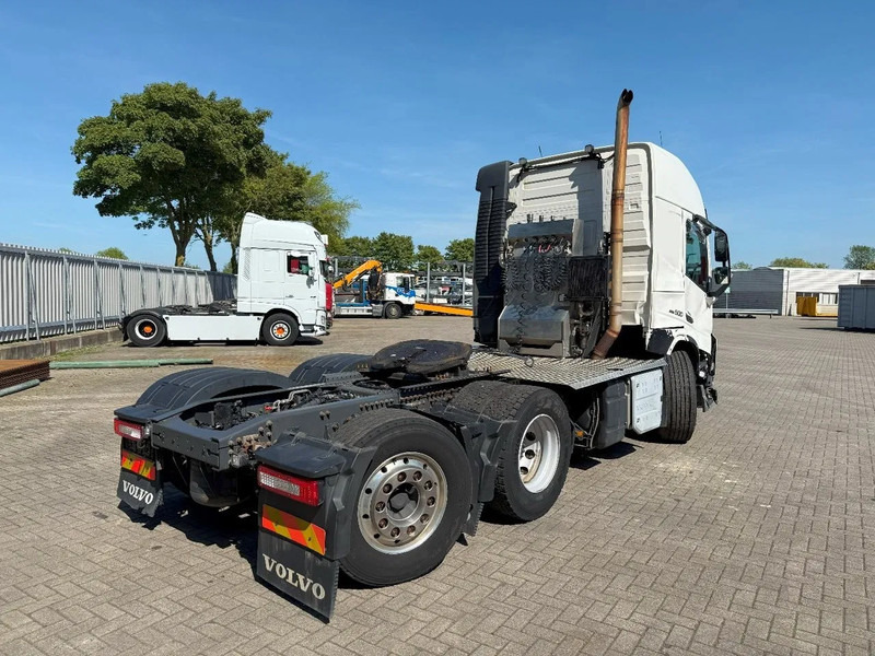 Volvo FM5-500 / ENGINE RUNNING / HYDRAULICS / DYNAMIC STEERING / ONLY:228169 KM / FULL-AIR / LIFT+LENKACHSE / VEB+ / ACC / LWDS / AUTO - Cabeza tractora: foto 5 Volvo FM5-500 / ENGINE RUNNING / HYDRAULICS / DYNAMIC STEERING / ONLY:228169 KM / FULL-AIR / LIFT+LENKACHSE / VEB+ / ACC / LWDS / AUTO - Cabeza tractora: foto 5