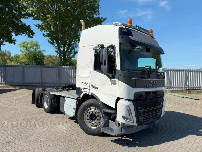 Volvo FM5-500 / ENGINE RUNNING / HYDRAULICS / DYNAMIC STEERING / ONLY:228169 KM / FULL-AIR / LIFT+LENKACHSE / VEB+ / ACC / LWDS / AUTO - Cabeza tractora: foto 2 Volvo FM5-500 / ENGINE RUNNING / HYDRAULICS / DYNAMIC STEERING / ONLY:228169 KM / FULL-AIR / LIFT+LENKACHSE / VEB+ / ACC / LWDS / AUTO - Cabeza tractora: foto 2