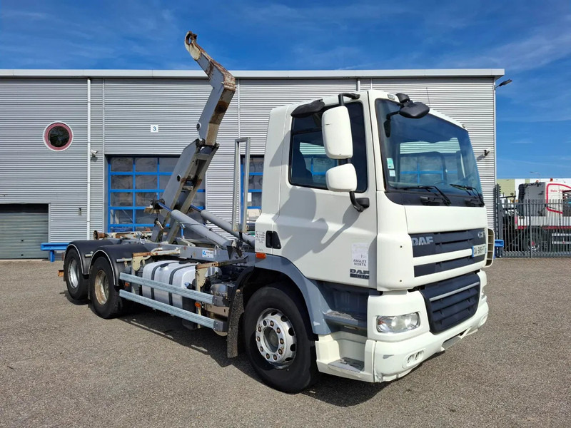 DAF CF85-410 / 6X2 / DEB / DALBY HOOK 15TON / AIRCO / ONLY:744381 KM / MANUAL / EURO-5 / 2012 - Camión multibasculante: foto 3 DAF CF85-410 / 6X2 / DEB / DALBY HOOK 15TON / AIRCO / ONLY:744381 KM / MANUAL / EURO-5 / 2012 - Camión multibasculante: foto 3